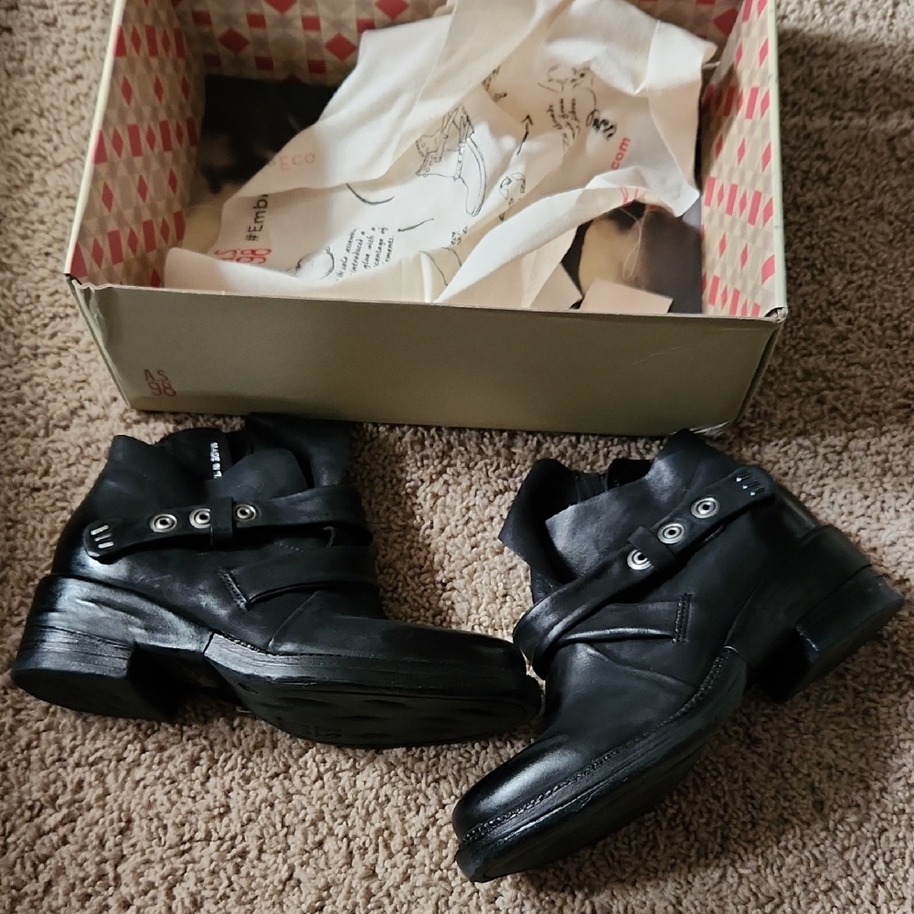 A.S.98 Black Leather Ankle Boots